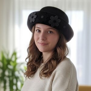 Elegant Black Floral Wool Women's Hat. Made In Italy. NWOT